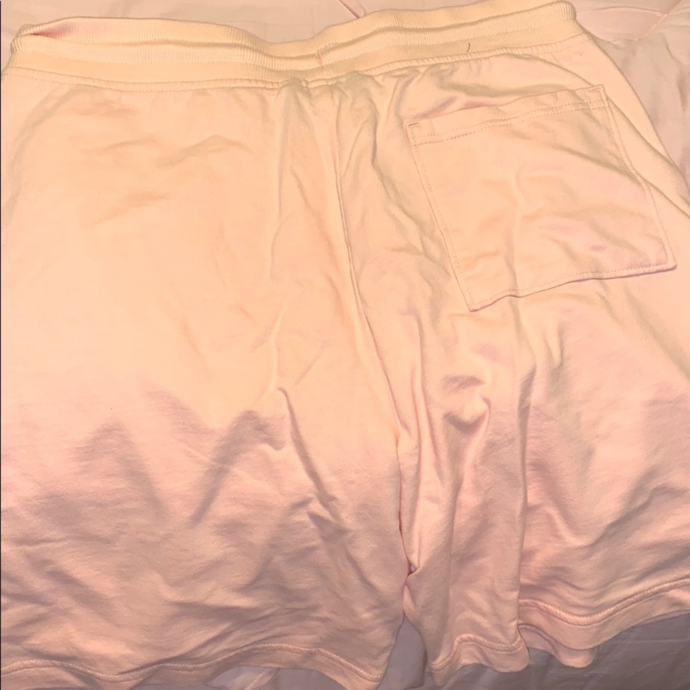 Shorts - Picture 2 of 4